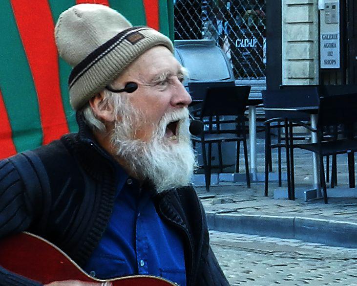 6788_4705480916337_878443744_n